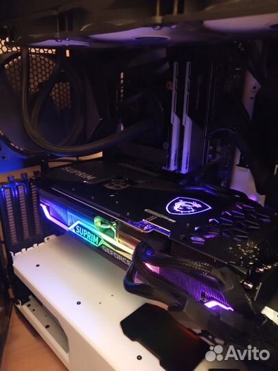 MSI GeForce RTX 3090 Ti Suprim X 24G