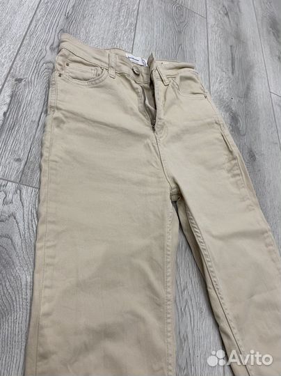 Джинсы stradivarius 34