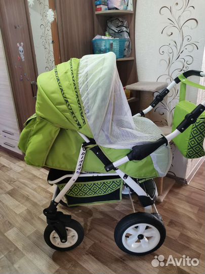 Прогулочная коляска 3 в 1