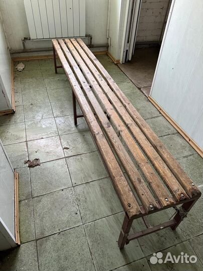 Лавка деревянная