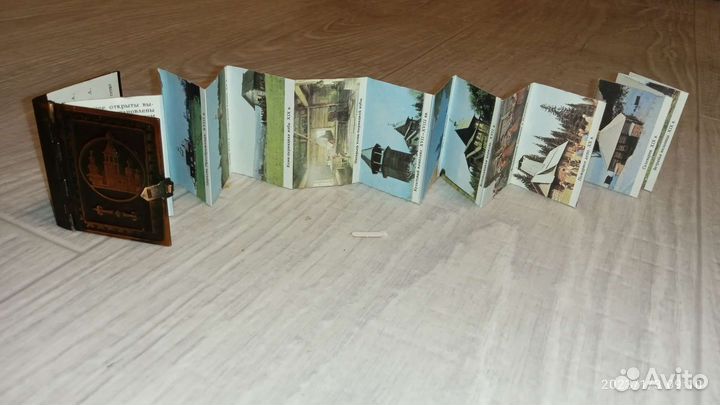 Металлическая Книжка сувенир 1988 года