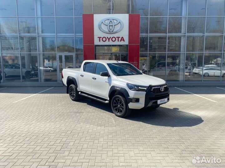 Toyota Hilux 2.8 AT, 2022