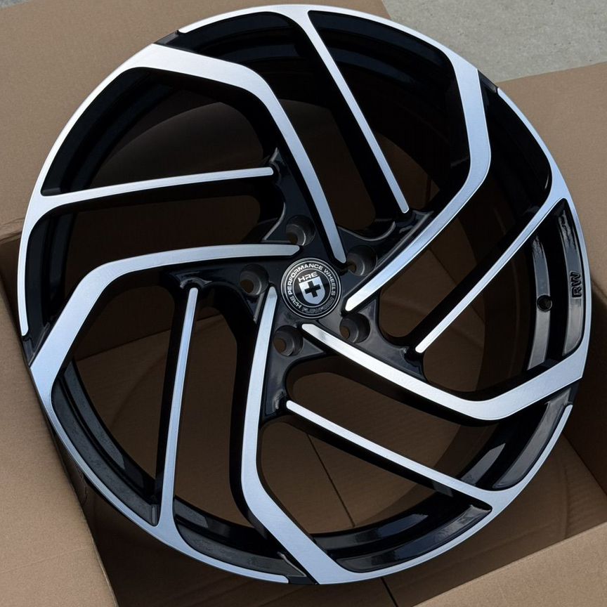 Литые диски Powcan 8.5×R20 5×114.3