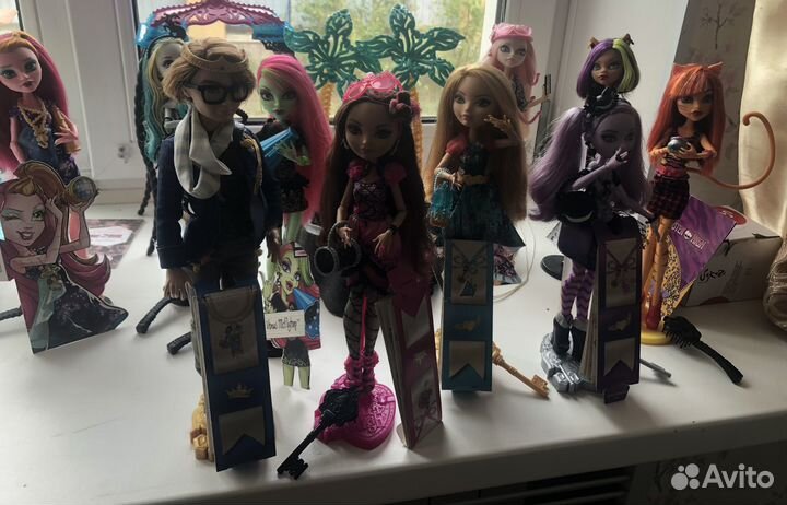 Продаю куклы Монстр хай и Эвер афтер хай