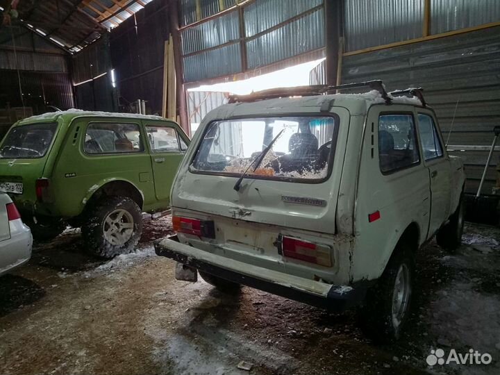 Нива 2121 в разборе