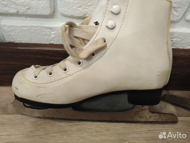 Продам коньки детские