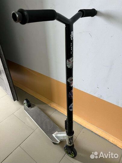 Трюковой самокат