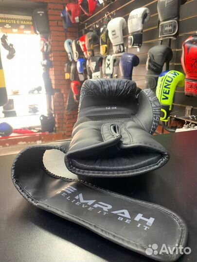 Боксерские перчатки Emrah Bilieve it be it