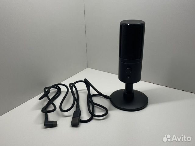 Микрофон Razer Seiren X