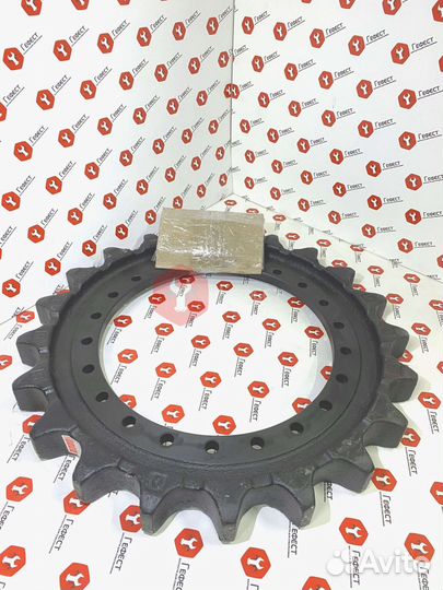 Звездочка Hitachi EX200-5xjpn