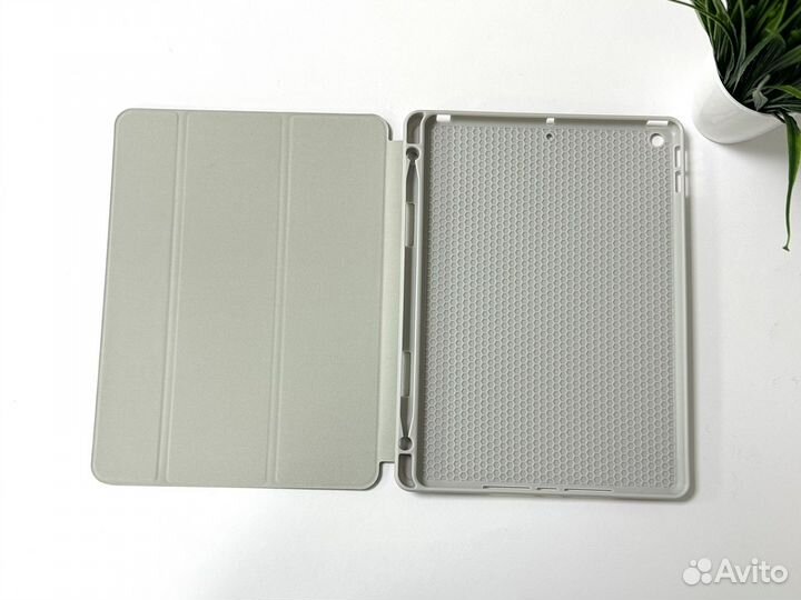 Чехол на iPad 7/8/9 10.2 (Apple Pencil)