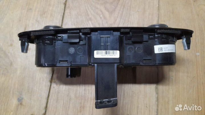 Блок управления климат-контролем Hyundai Solaris