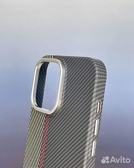 Чехол для iPhone 15 Pro/Pro Max