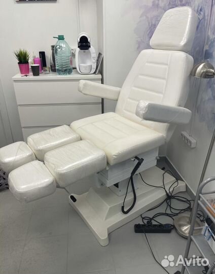 Педикюрное кресло Сириус 3 мотора