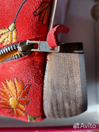 Ботинки замшевые женские 42