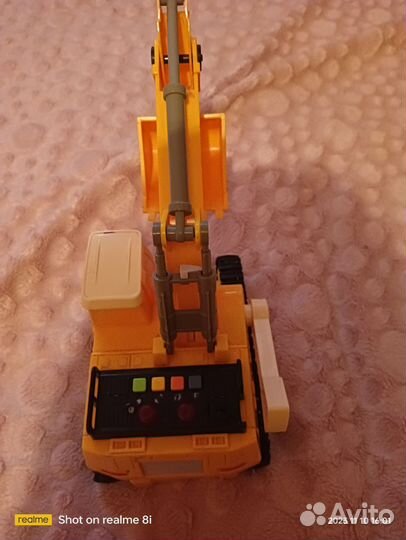 Экскаватор