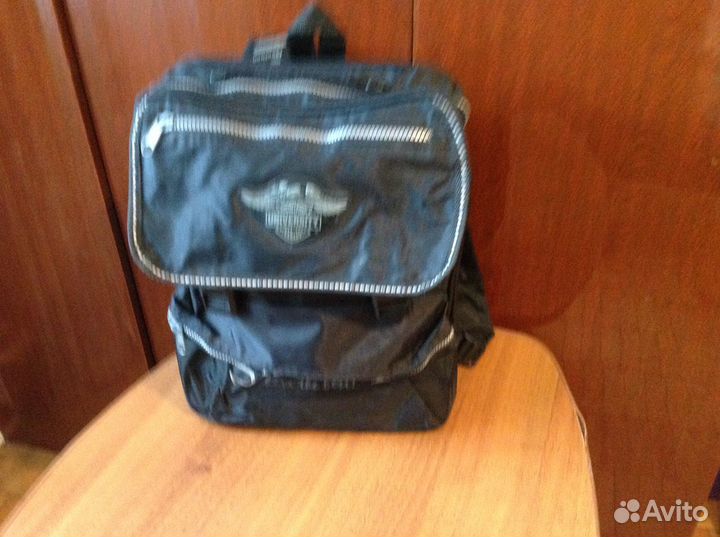 Ранец школьнику