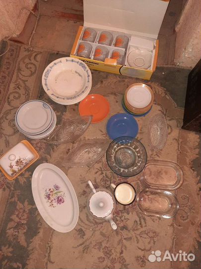 Тарелка посуда стаканы