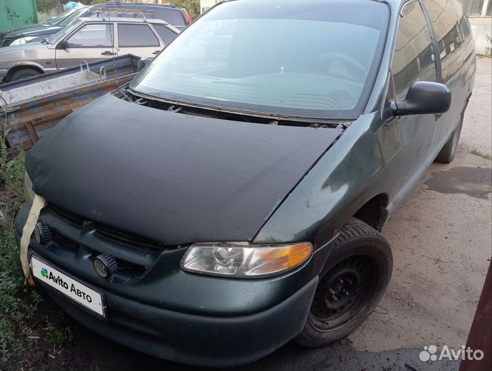 Dodge Grand Caravan 3.0 AT, 2000, битый, 200 000 км