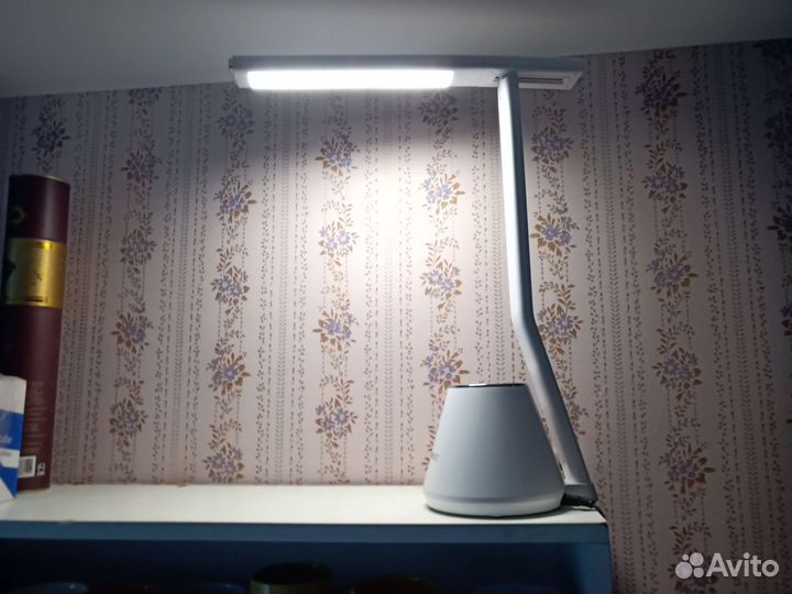 Лампа настольная светодиодная