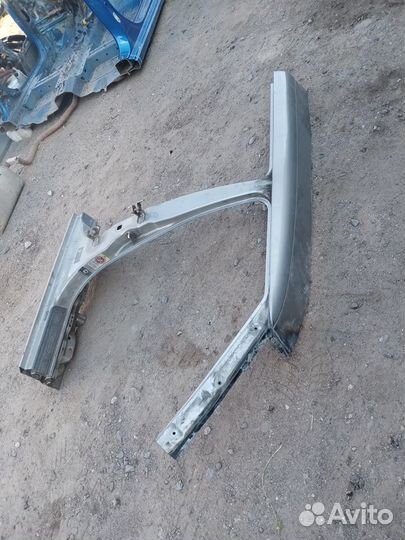 Правая стойка Шкода Фабия 2