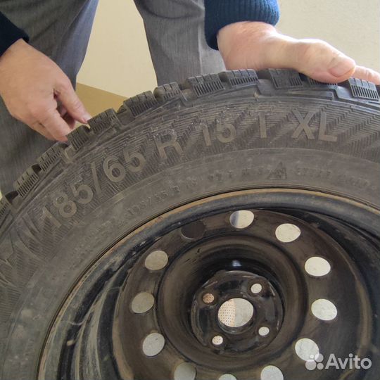 Диски стальные Хундай-Киа радиус 15 с шинами