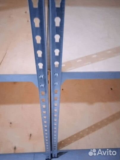 Стеллаж с фанерным настилом в офис