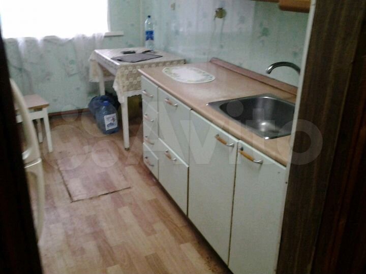 2-к. квартира, 43 м², 1/2 эт.