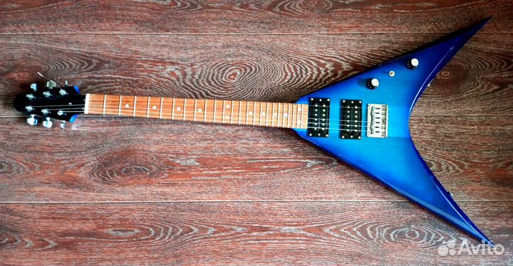 Электрогитара неизвестного корейского мастера