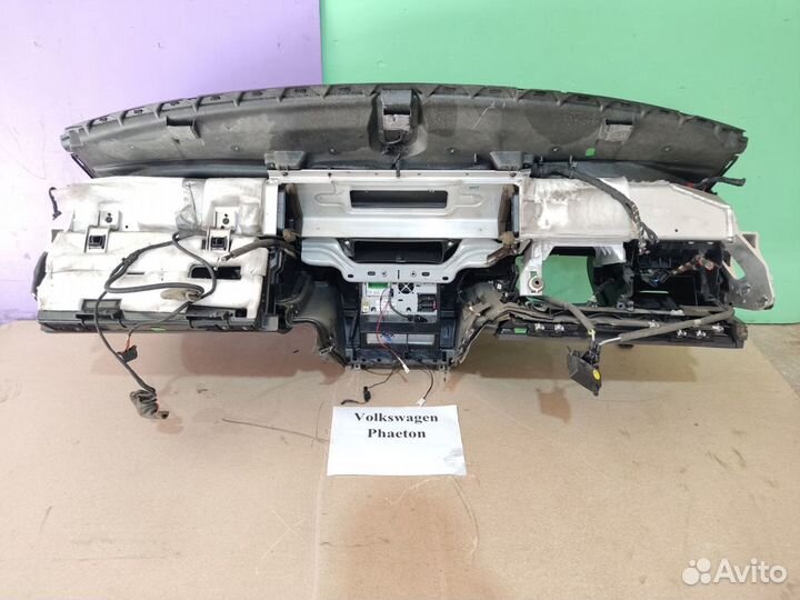 Панель салона (торпедо) Volkswagen Phaeton, 2004г