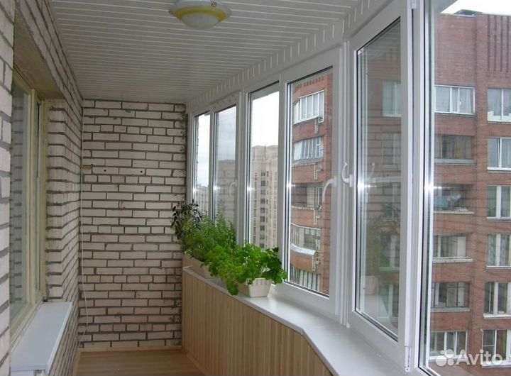 Окна на балкон распашное