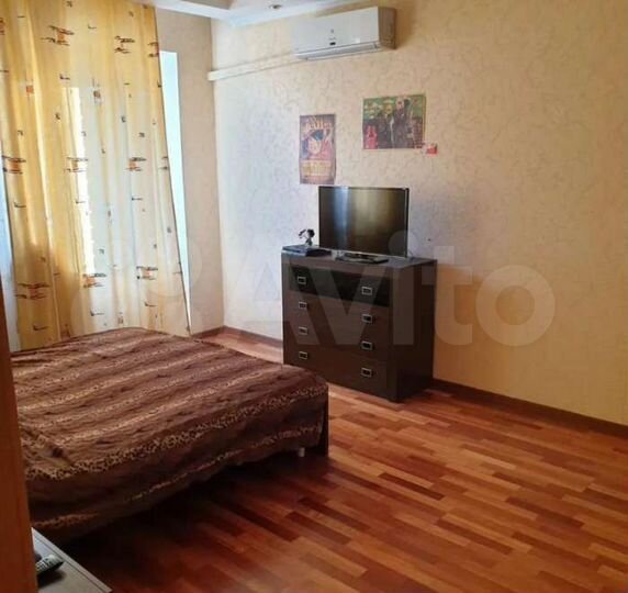 1-к. квартира, 44 м², 8/10 эт.
