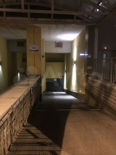 Машиноместо, 18 м²