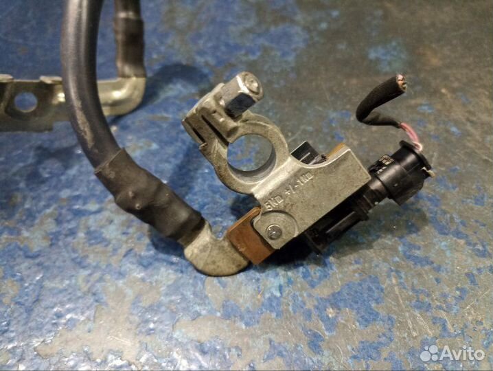 Клемма минусовая Volkswagen Golf 7