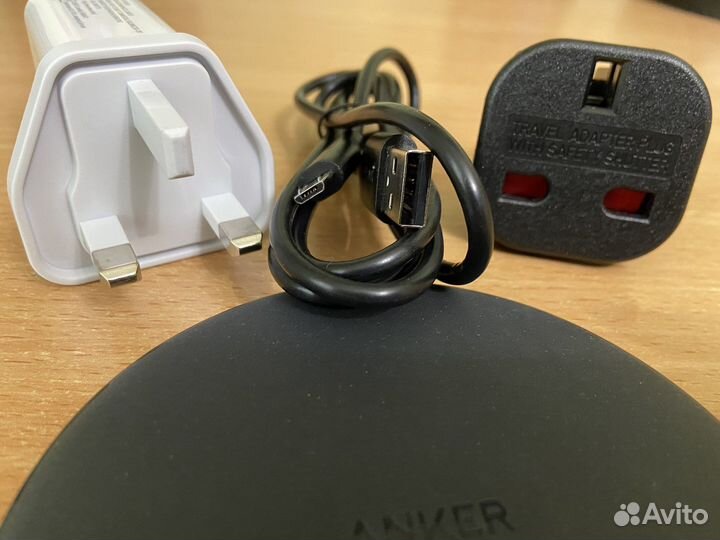 Беспроводное зарядное устройство anker
