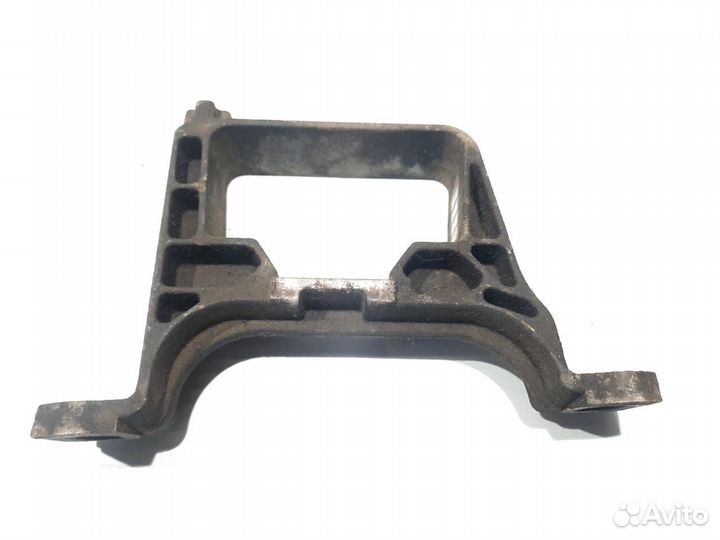 Mazda 3 BK опора двигателя кронштейн опоры правый