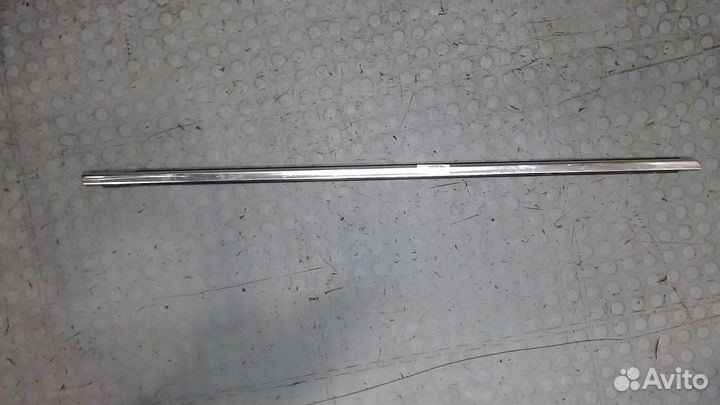 Молдинг стекла Porsche Cayenne, 2012