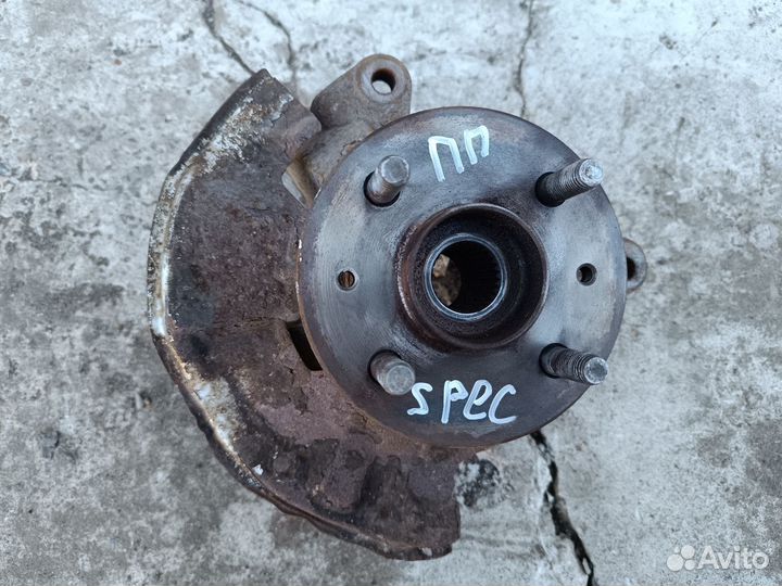 Передний кулак без ABS Kia Spectra/Shuma 2