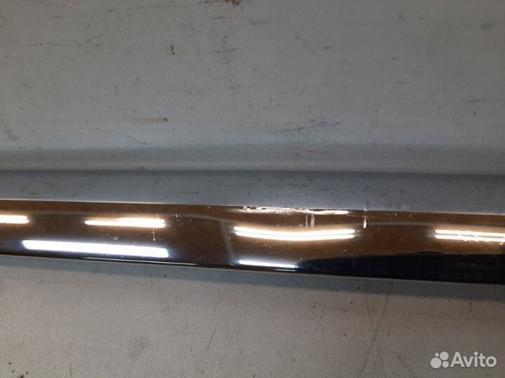 Молдинг крышки багажника Mercedes-Benz Gle W167