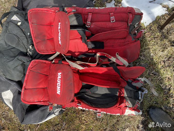 Вратарская хоккейная экипировка