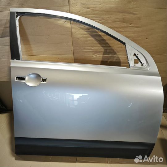Дверь передняя правая Nissan Qashqai +2 J10