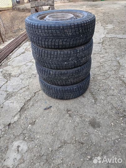 Tunga Tunga 195/65 R15