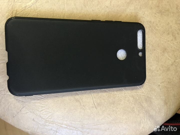 Чехлы и плёнки для телефона