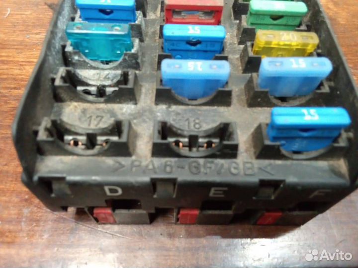 Блок предохранителей Mercedes-Benz C-Класс