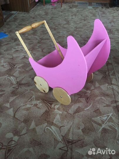 Деревянная коляска для кукол