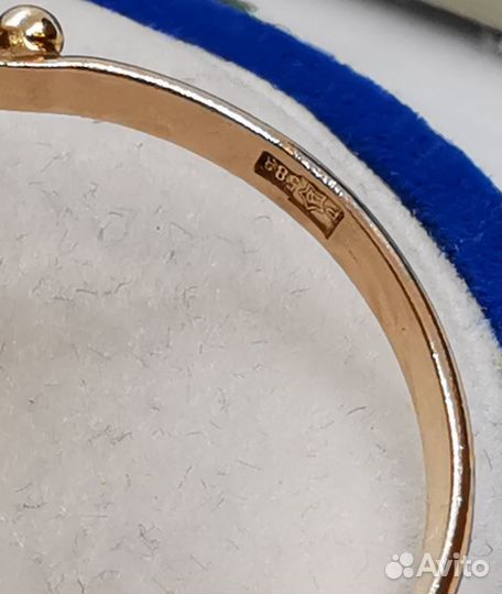 Перстень с янтарем