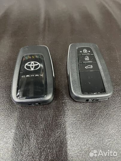 Ключ Toyota Camry 70 (Тойота Камри 70) аналог