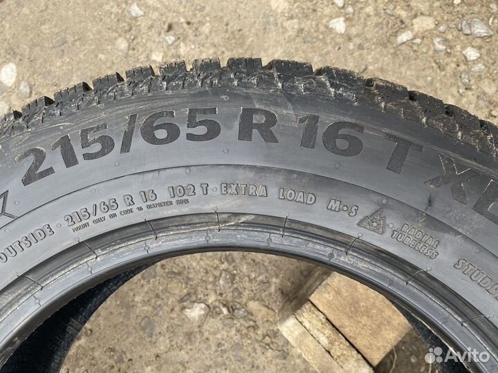 Continental IceContact 2 215/65 R16