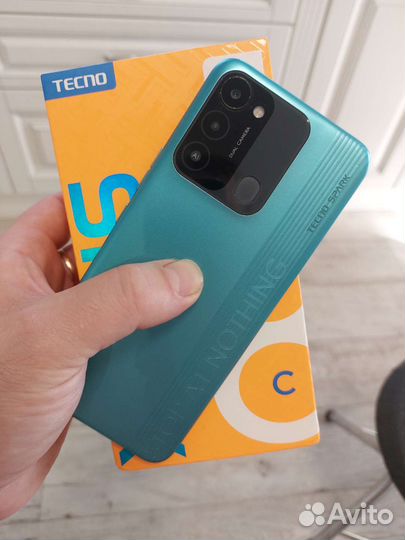 Tecno spark 8c 4+1/64gb NFC