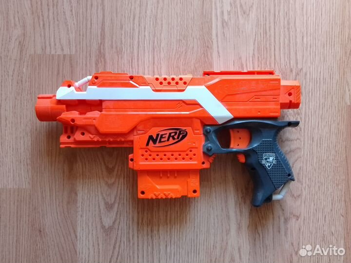 Бластер Nerf Elite Stryfe на батарейках
